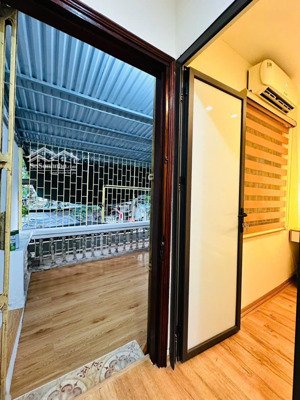 chính chủ bán căn hộ tập thể tầng 2, 3pn + 2wc tại phố huế, hai bà trưng, giá cực chất 4,3 tỷ