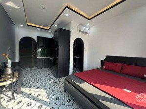 bán căn hộ dịch vụ , gần chợ bình trị đông