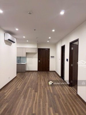 chính chủ gửi cho thuê căn hộ 3pn diện tích to 96m2, hướng mát, ko đồ, có thể ở hoặc làm văn phòng