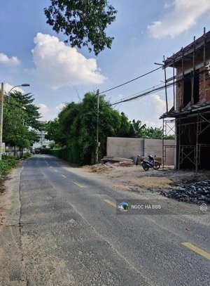 vip bán 100m2 đất ngay mtđ nhựa tân hiệp 7m có vỉa hè thông giá 2t250, cách chợ hóc môn 500m, shr