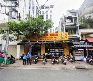 bán nhà 2 mặt tiền tốt nhất tô hiến thành, q10 - dt: 4.5 x 22 - hđt: 55 triệu/th - giá: 28.5 tỷ