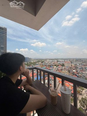 cho thuê căn góc 2 ngủ siêu đẹp chung cư 39 lương khánh thiện diện tích: 70m căn góc