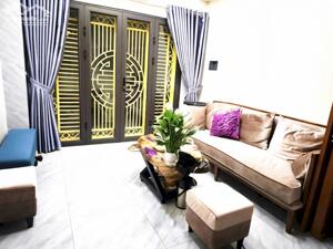 Bán căn hộ tập thể Tầng 1 trung tâm Tứ Hiệp, 2.4 tỷ