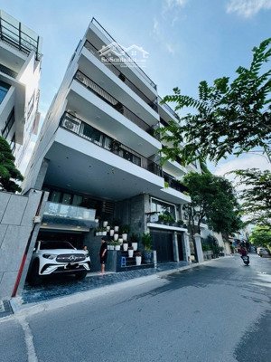 bán tòa nhà 10 tầng mặt phố trung tâm ba đình lõi, dt 96m2, mt 8m, nở hậu, xây mới giá 62 tỷ chào.