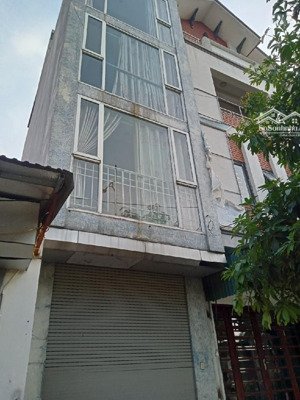 cấp bán nhà đẹp kinh doanh tốt mặt đường 32 43m2 giá 5.8 tỷ