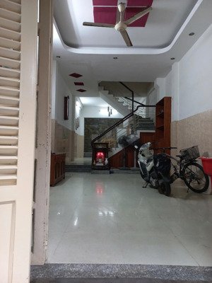 cho thuê nhà mt đs 12, ngay cv metro park, p. trường thọ, thủ đức