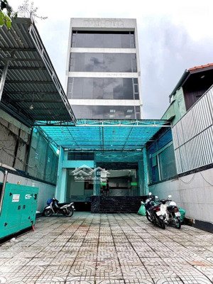 cho thuê toà nhà mặt tiền đặng văn bi, thủ đức. dt: 1250m2 sàn