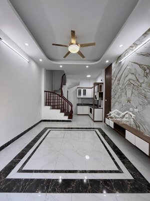 xót căn duy nhất - phân khúc 7 tỷ - trần khát chân - lô góc 2 mặt ngõ - ô tô đỗ cửa