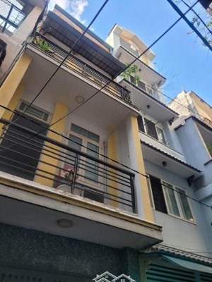 nhà đẹp 3 tầng bình tân, gần chợ tân trụ, ở rồi mới thấy tiếc vì không mua sớm hơn!