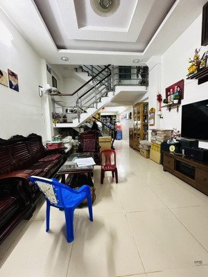 mặt tiền chợ trần văn quang 3 tầng siêu đẹp - vừa ở vừa kinh doanh đỉnh - nhỉnh 11 t.ỷ