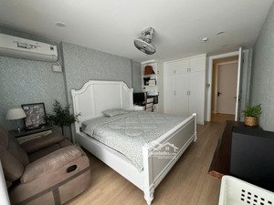 cần cho thuê cc richstar dt 85m2 3pn 2wc full nt giá 14tr/th lh hân