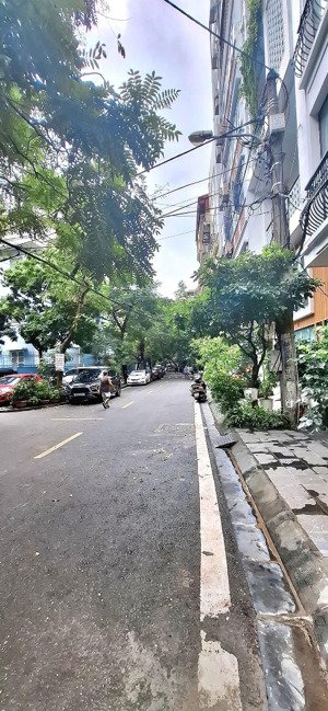 bán nr tại đầm trấu, 32,5 tỷ, 55m2, 7 tầng cực chất