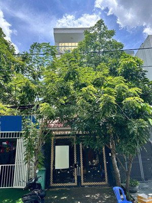 bán nhà đường 27 hiệp bình chánh - 1 trệt 2 lầu - sân thượng 4pn 5wc - gần giga mall phạm văn đồng