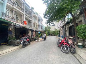 chính chủ gửi bán nhà hương lộ 2, giá tốt, diện tích: 4 x 16m, trệt, 2 lầu, sân thượng, giá 6,8 tỷ