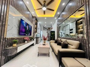 bán nhà dương văn bé, 36m2, 5 tầng, ô tô gần, ngõ 3 gác, thoáng sáng, chỉ 6 tỷ (có thương lượng)