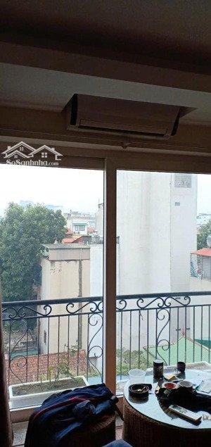 cho thuê căn hộ ngõ 35 tôn thất thiệp - lý nam đế, dt 35m2 gồm 1 pn, đầy đủ nội thất, giá 7,5tr.