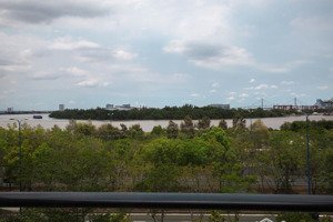 new city 2pn tầng cao view sông cực thoáng, giá công khai 5,85 tỷ. call em đạt hẹn chủ coi căn hộ.