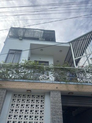 nhà 1 trệt 1 lầu vị trí 1 sẹt ql13 đại lộ bình dương gần trường chợ vài trăm mét dân cư đông kín