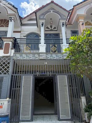 NHÀ TRỆT LẦU HÀNG HIẾM KDC ĐỒNG BỘ THUẬN AN BÌNH DƯƠNG