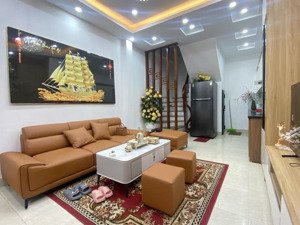 nhà đẹp dân xây, đối diện aeon long biên, ô tô đỗ cổng, 30m, 7.18 tỷ