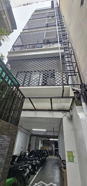 bán nhà phố quan hoa 220m/7tầng/mt 6m/ giá 43tỷ,ccmn xịn xò, doanh thu trên 200tr/tháng