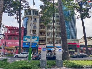 bán toà nhà góc 2 tiền châu văn liêm q5. dt đất 305m2. dt sàn 1800m2. xây 8 tầng. giá 350 tỷ