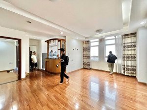 cho thuê gấp cc tại cộng hòa plaza, 20 triệu vnd, 140m2, 4pn, 3wc, đầy đủ nội thất