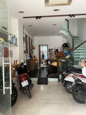 bán chdv tại hẻm 122 trần bình trọng, gò vấp, 9,8 tỷ, 84m2