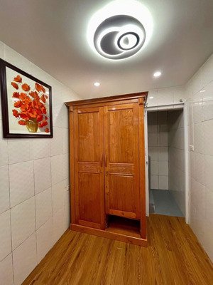 tân mai, hoàng mai, nhà 4 tầng dt 12m2, ngõ thông sát ô tô tránh, có nội thất - 1.65 tỷ