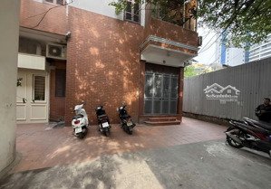 hàng siêu hiếm - hoa hậu phố văn cao - 10m ra mặt phố - 2 thoáng - vị trí đắc địa