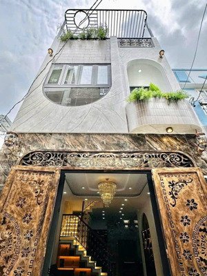 chủ gửi bán gấp nhà 65m² mai xuân thưởng, p. 3, quận 6. giá 2tỷ740.đang có cho thuê 21 triệu/tháng