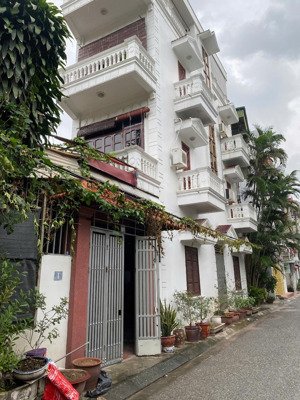 chính chủ bán nhà mặt ngõ 99 đường đức giang, q. long biên, hn, ô tô tránh