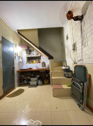 trương định, hai bà trưng. dt 27m² x 3 tầng, mt 3,1m, giá 4,5 tỷ. ngõ ba gác nông.