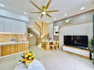 bỏ ra chỉ 1,79 tỷ có căn lò chén, chánh nghĩa, thủ dầu một - gần coopmart,dân cư đông,cho thuê tốt