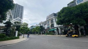 bán nhà mặt phố thọ tháp, dt 200m2 x 4 tầng, mặt tiền 14m, giá 85 tỷ.