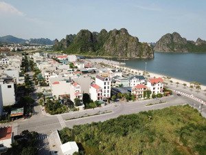 bán đất biệt thự 350 trung tâm cột 8, gần biển, bãi tắm hòn gai