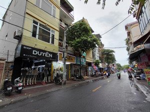 mặt phố lê hồng phong. kd sầm uất, vỉa hè rộng. dt 75m2, 5 tầng, mt 5m. giá 24 tỷ