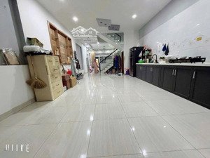 giảm sốc 3,5 tỷ, nhà mặt tiền kinh doanh 3 tầng. 200m2 (5x40m) ngay đỗ xuân hợp chỉ 22,5 tỷ
