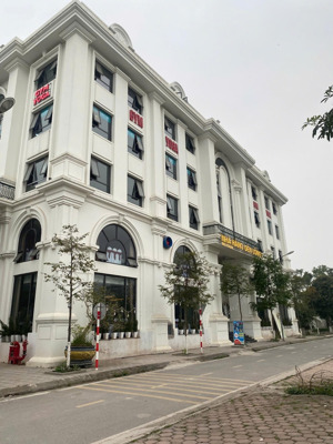 sang nhượng nhà hàng 6 tầng 1 hầm phủ lý, hà nam giá tốt nhất thị trường