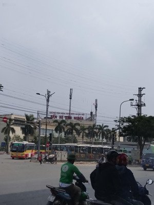 bán nhà quang trung, hà đông dt 46m2, 4 tầng, giá 6 tỷ, lô góc, ô tô, nhà mới keeng.