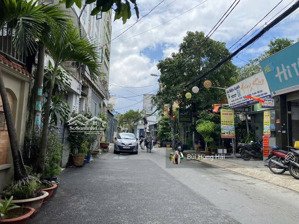 nhà mặt tiền trần bá giao khu đông sinh viên - dt đẹp 5x17 - sẵn hợp đồng thuê - 9.5 tỷ