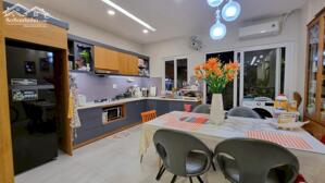 Nhà 1 trệt 2 lầu KDC Mega Ruby Khang Điền, Võ Chí Công, Phú Hữu, DT 75m²/11tỷ thương lượng, hỗ trợ vay bank