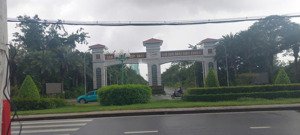 cần bán gấp biệt thự 2mt (5*20m), đối diện sân golf tân sơn nhất