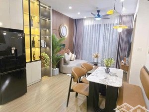 bán 2n2vs 98m2, ct3.1, kđt mễ trì hạ full nội thất.