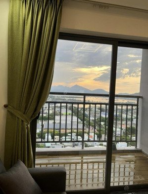 chuyển nhượng nhanh căn ocean view tầng cao, view biển, 2pn giá tốt 3.85 tỷ (đã có sổ)