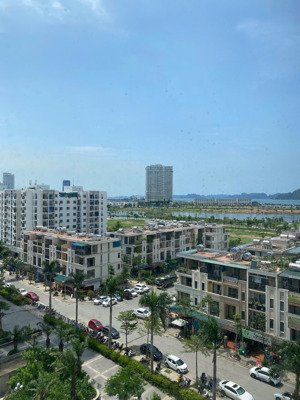 bán cc 1pn, 1wc, 35m2 tại green bay garden, p hùng thắng, hạ long