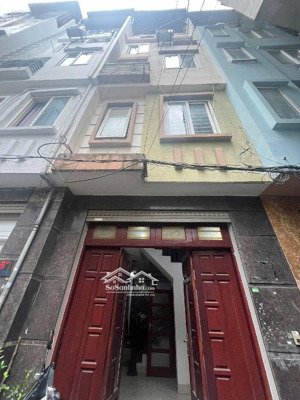 bán nhà phố trần quốc hoàn phân lô, vỉa hè ô tô dừng đỗ ngày đêm 46m, 7 tầng, giá 21 tỷ 4