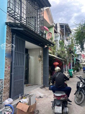 bán nhà trệt lầu 2 pn đường hiệp bình phường hiệp bình chánh giá 4.2 tỷ