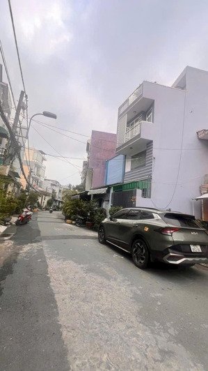 hiếm! nhà 3 tầng/ mt đường nhựa xe hơi tránh huỳnh tấn phát - ngay vincom nam long trần trọng cung