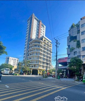 bán đất góc 3 mặt tiền hồ nghinh, gần biển, lô góc siêu đắc địa, trung tâm du lịch biển, dt 262m2